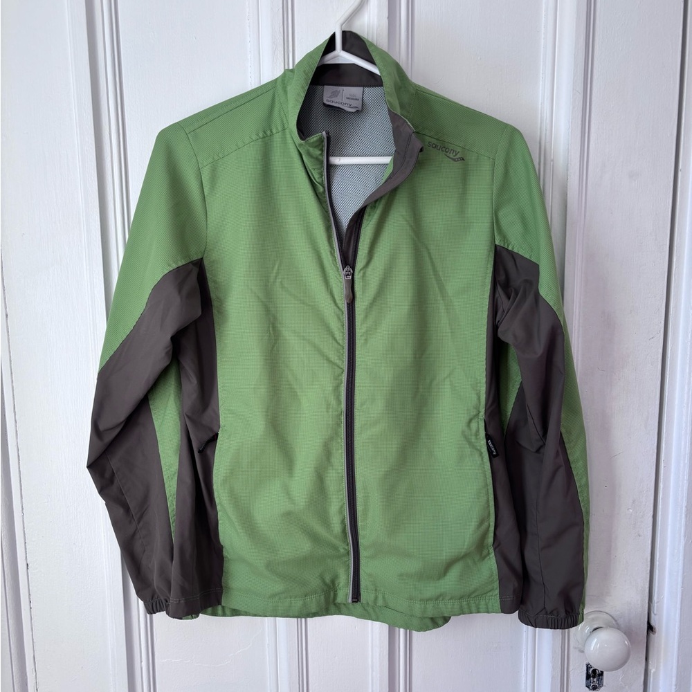 Women’s Saucony Green/Grey Full Zip Mesh Lined, Pockets Windbreaker Size Medium